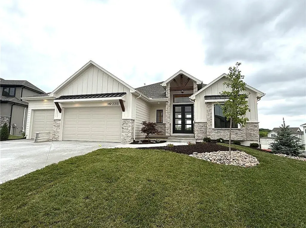 EDGE HOME BUILDERS - Modern Design